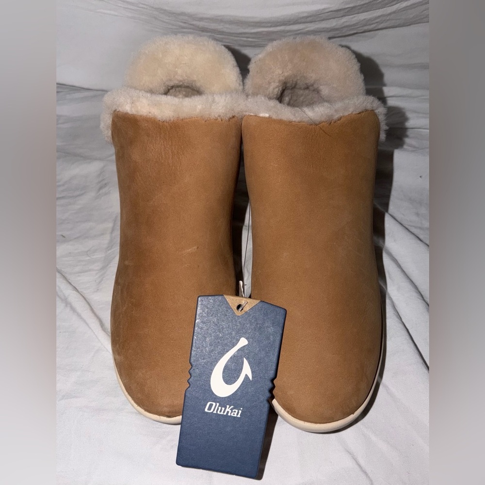 OluKai Mālua Hulu Shearling Slipper Bootie - Picture 3 of 9